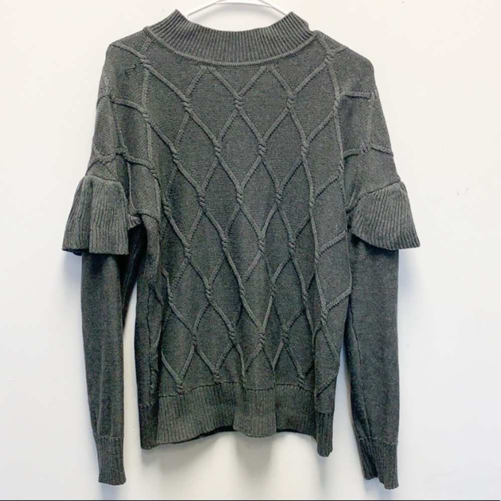 Banana Republic ruffle sleeve sweater